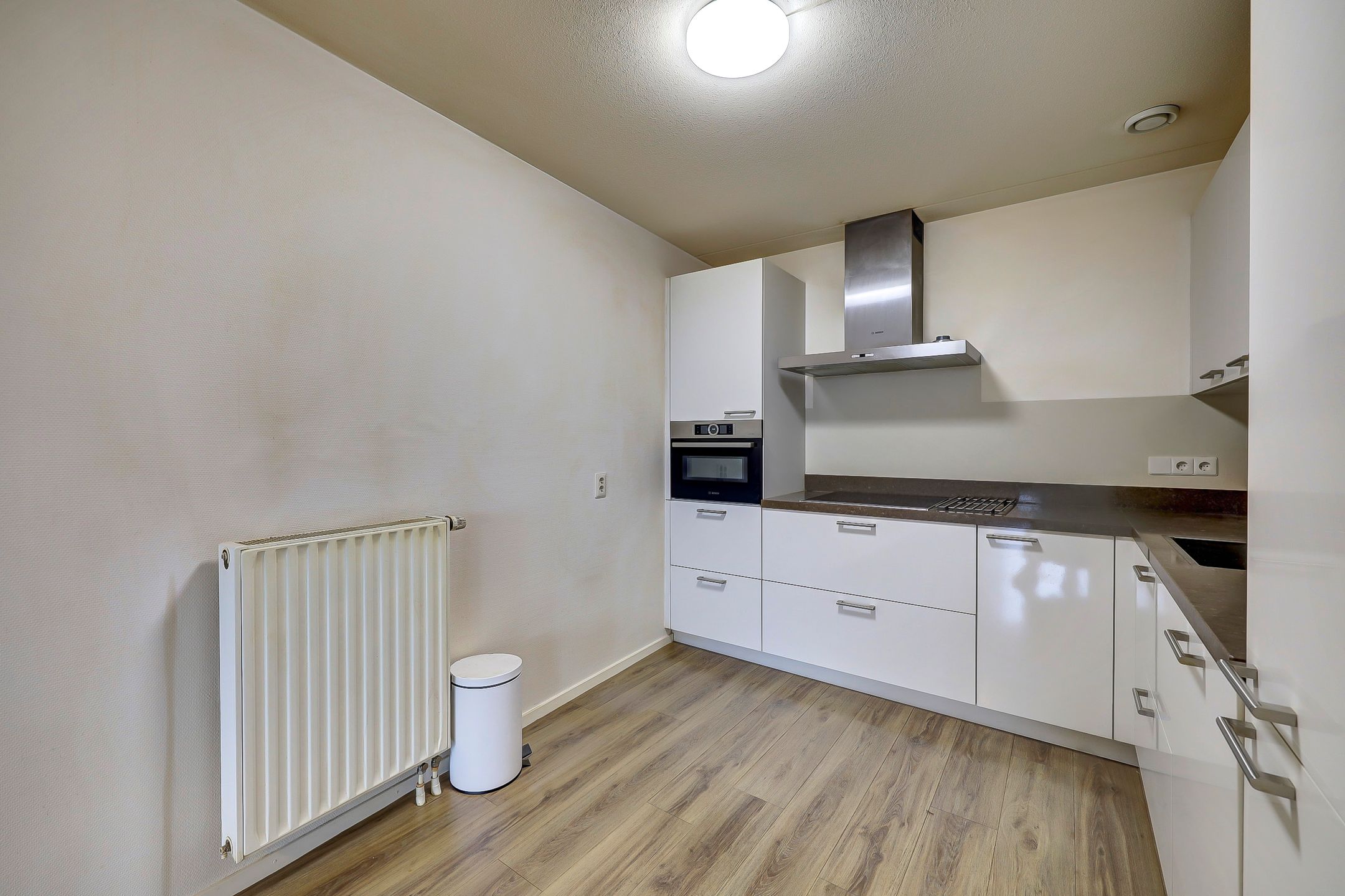 Foto 15 van Willy Brandtplein 254