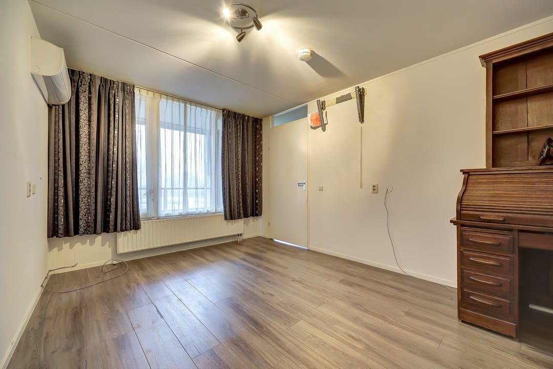 Foto 16 van Willy Brandtplein 254