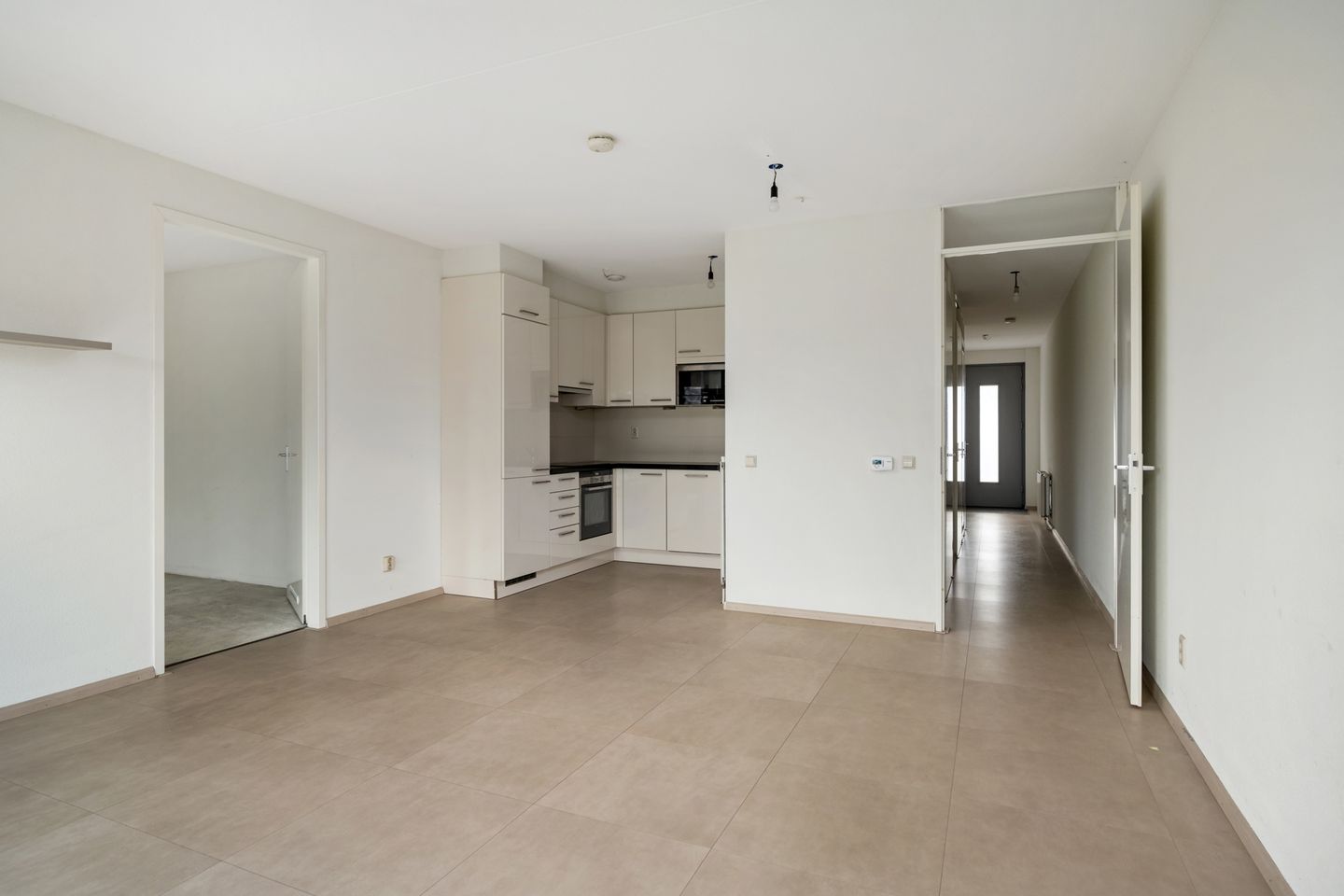 Photo 4 of Leerparkpromenade 358