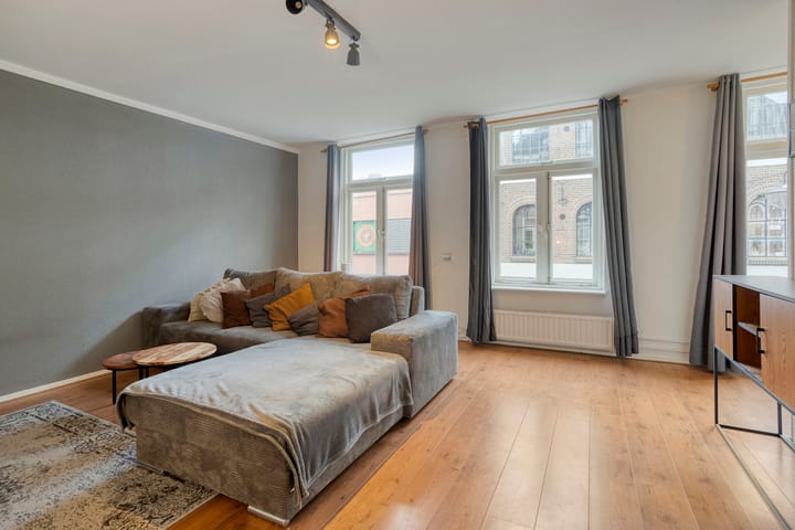 Photo 4 of Nieuwe Plein 8-2