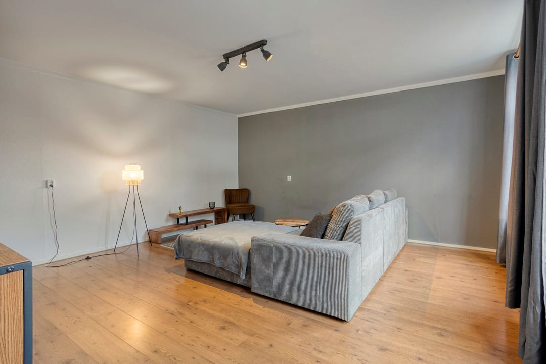 Photo 11 of Nieuwe Plein 8-2