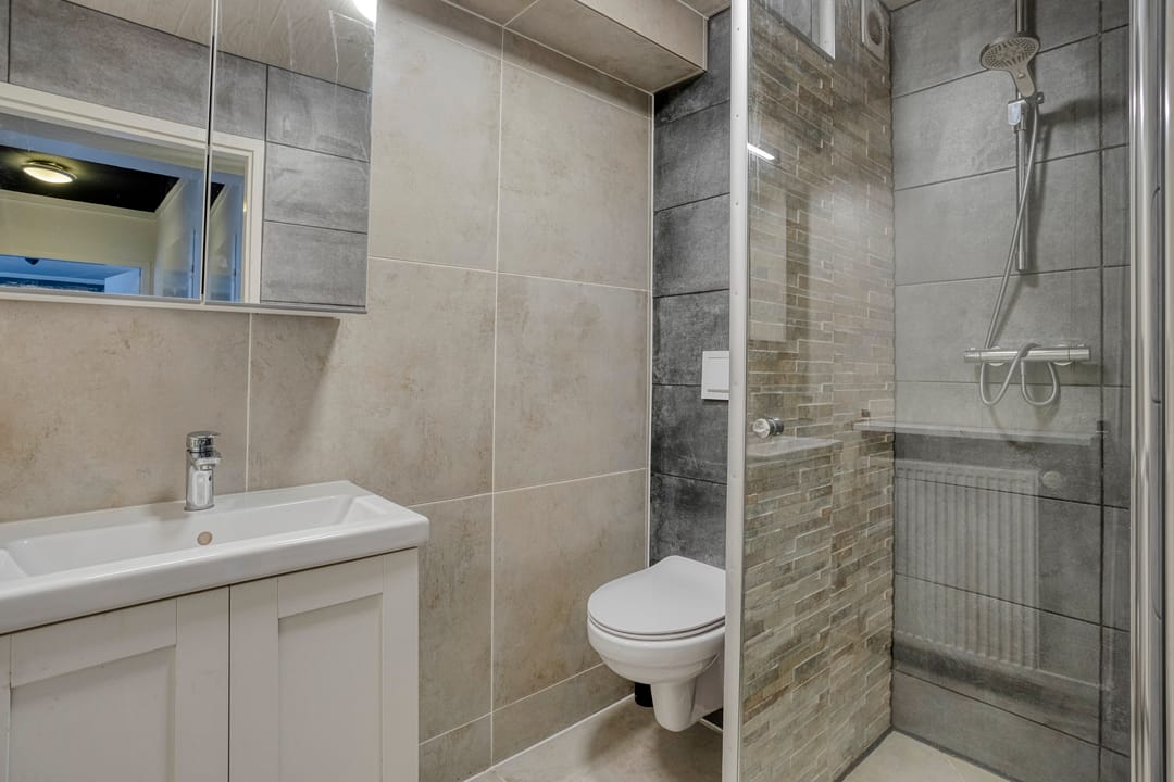 Photo 17 of Nieuwe Plein 8-2