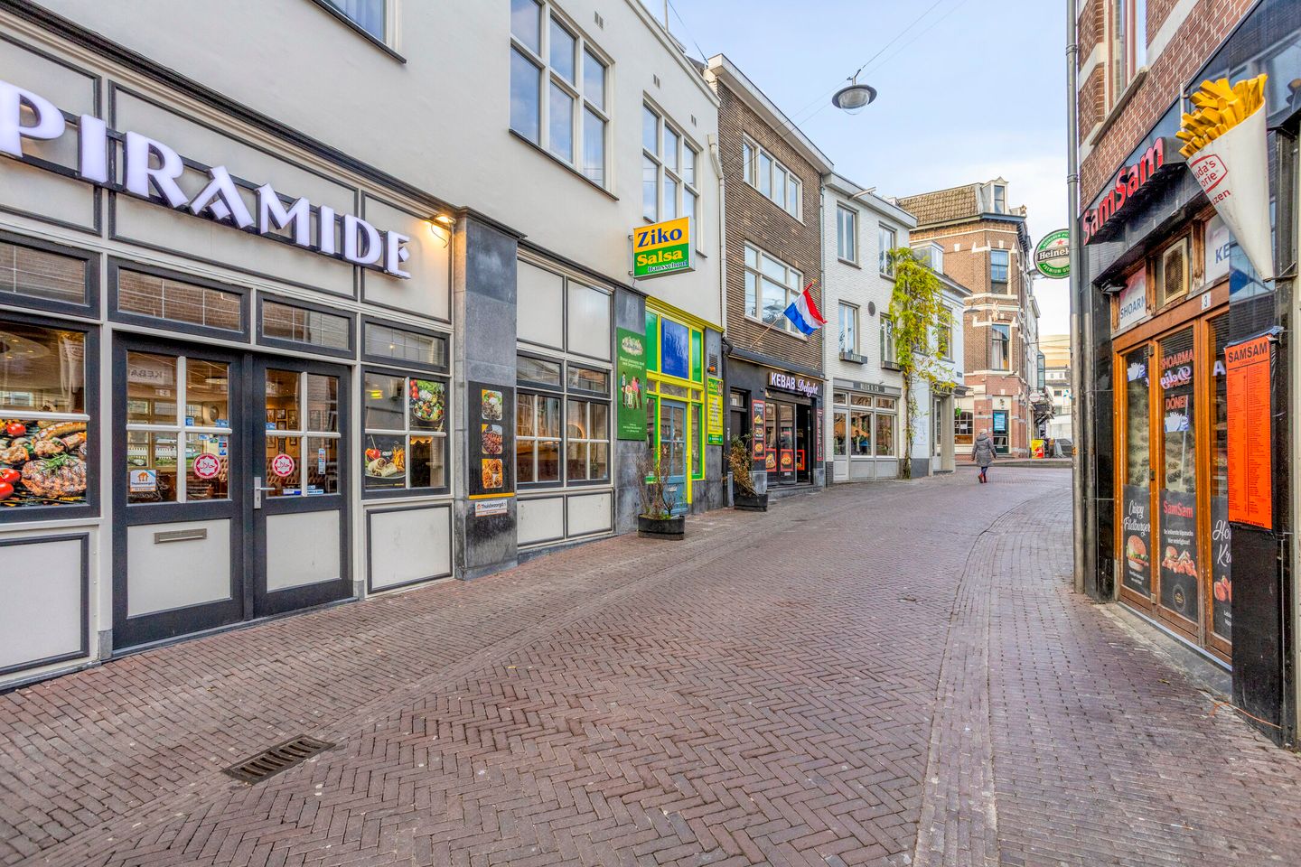 Photo 20 of Nieuwe Plein 8-2