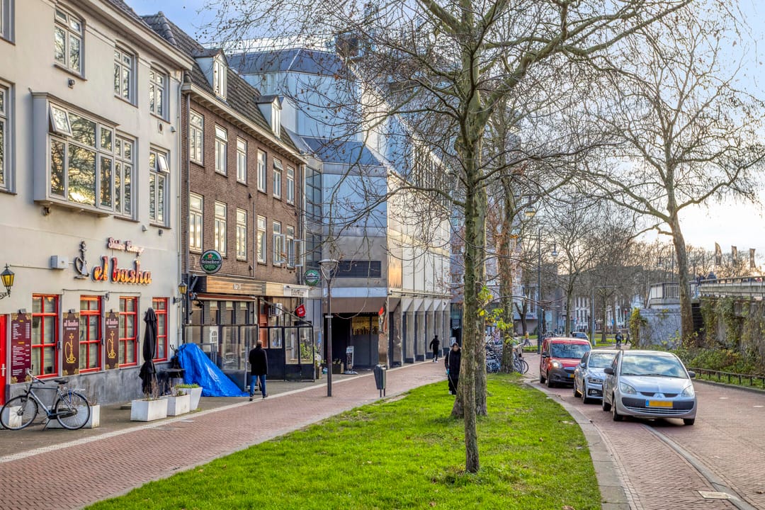 Photo 23 of Nieuwe Plein 8-2