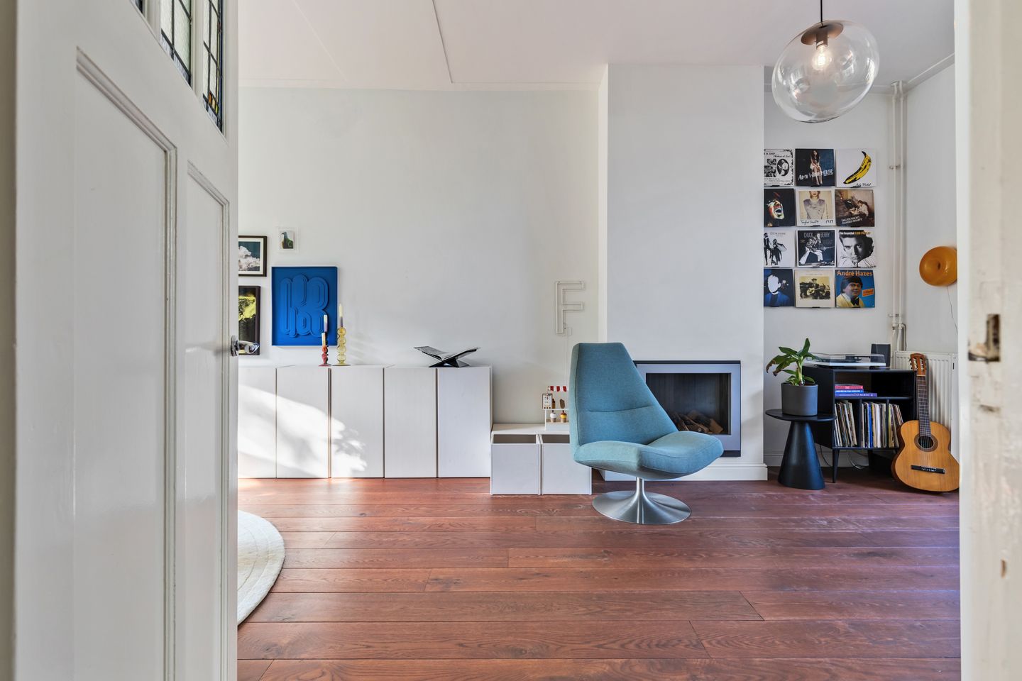 Photo 14 of van Duijvenvoordestraat 21