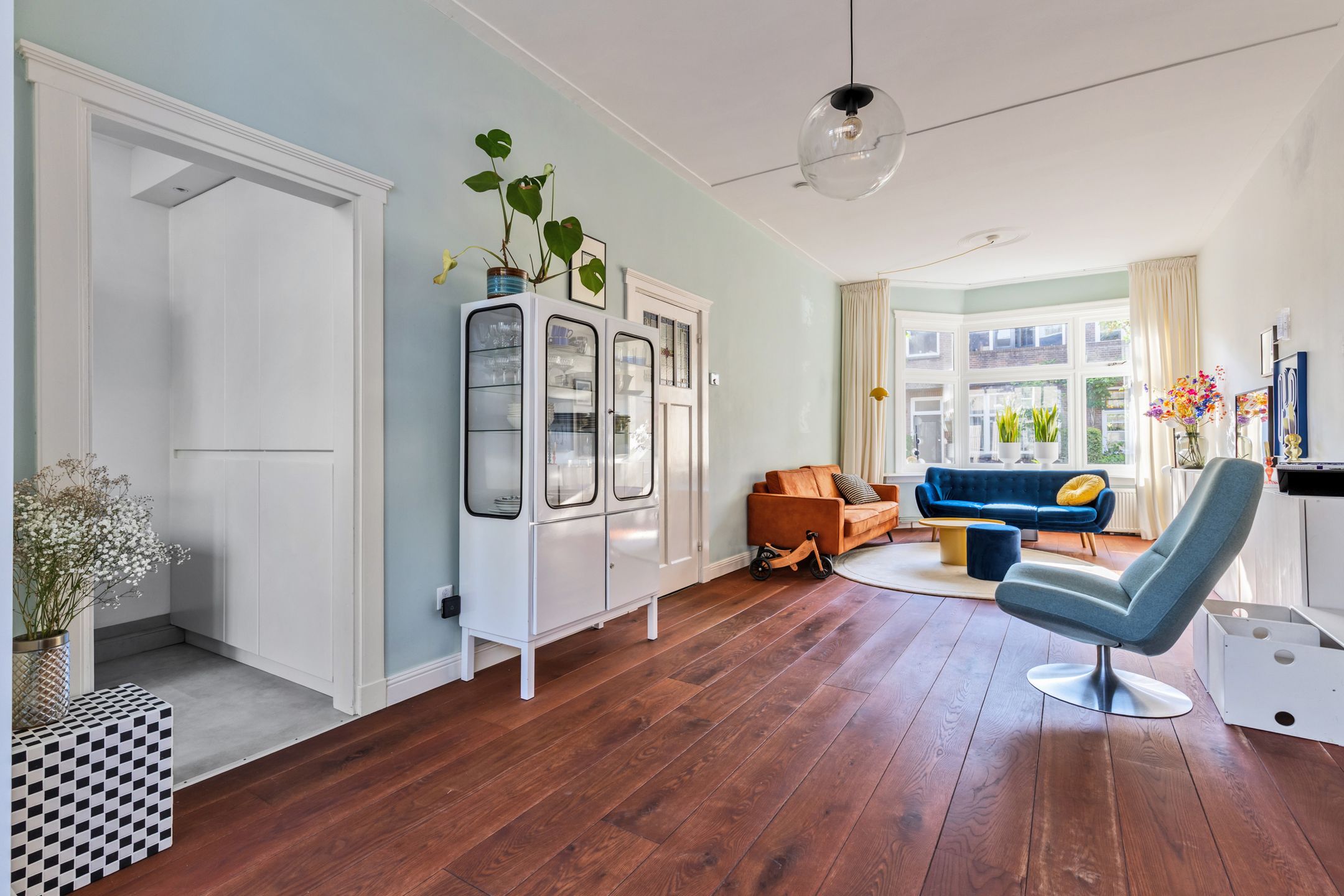 Photo 24 of van Duijvenvoordestraat 21