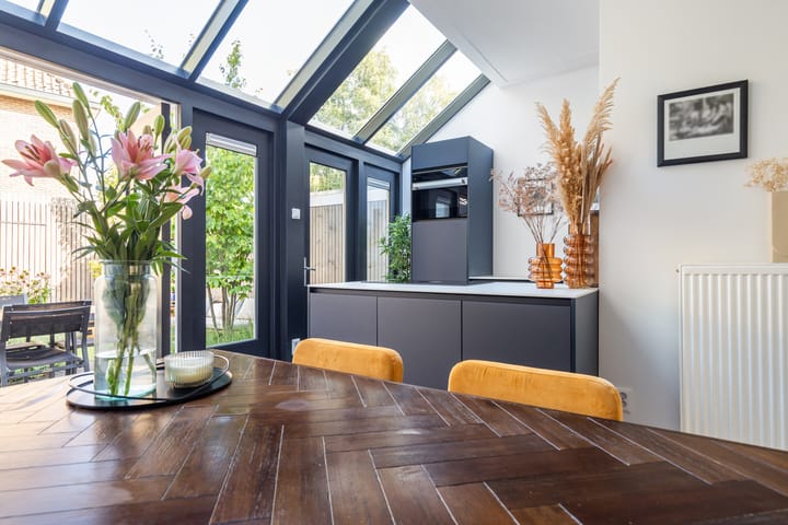 Foto 32 van van Duijvenvoordestraat 21