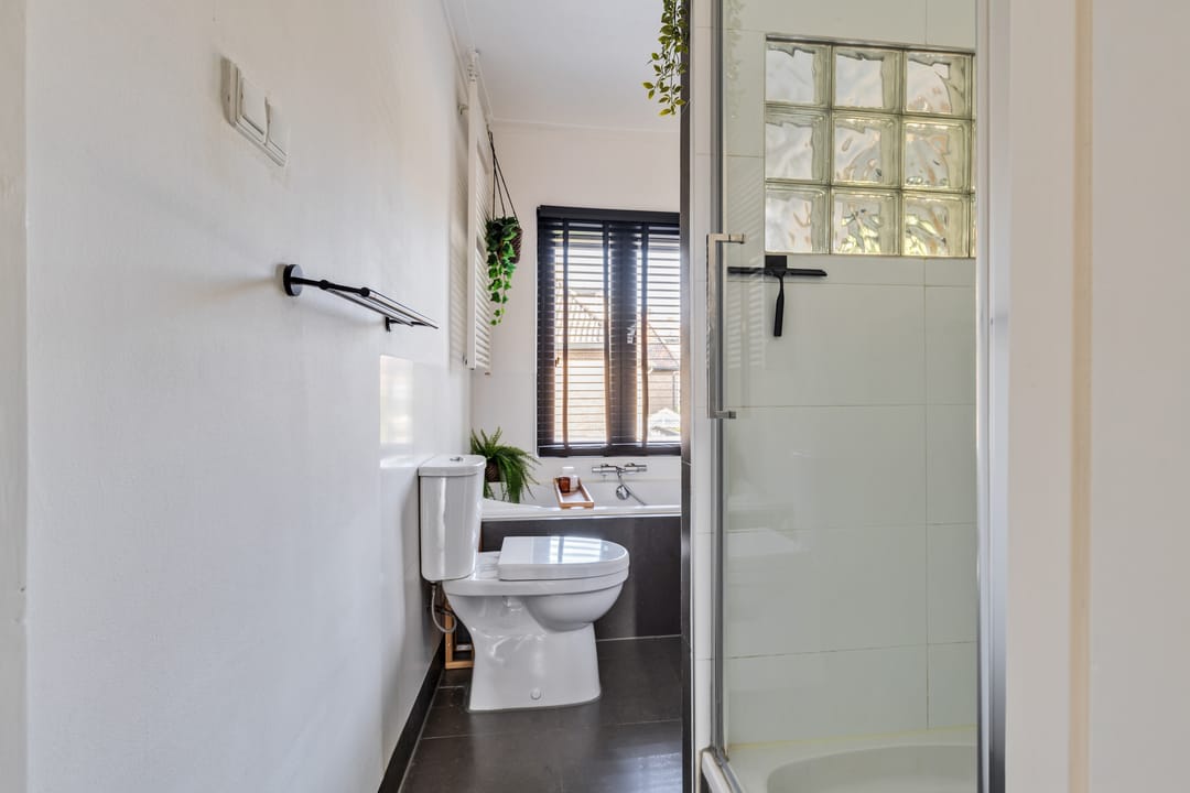 Photo 52 of van Duijvenvoordestraat 21