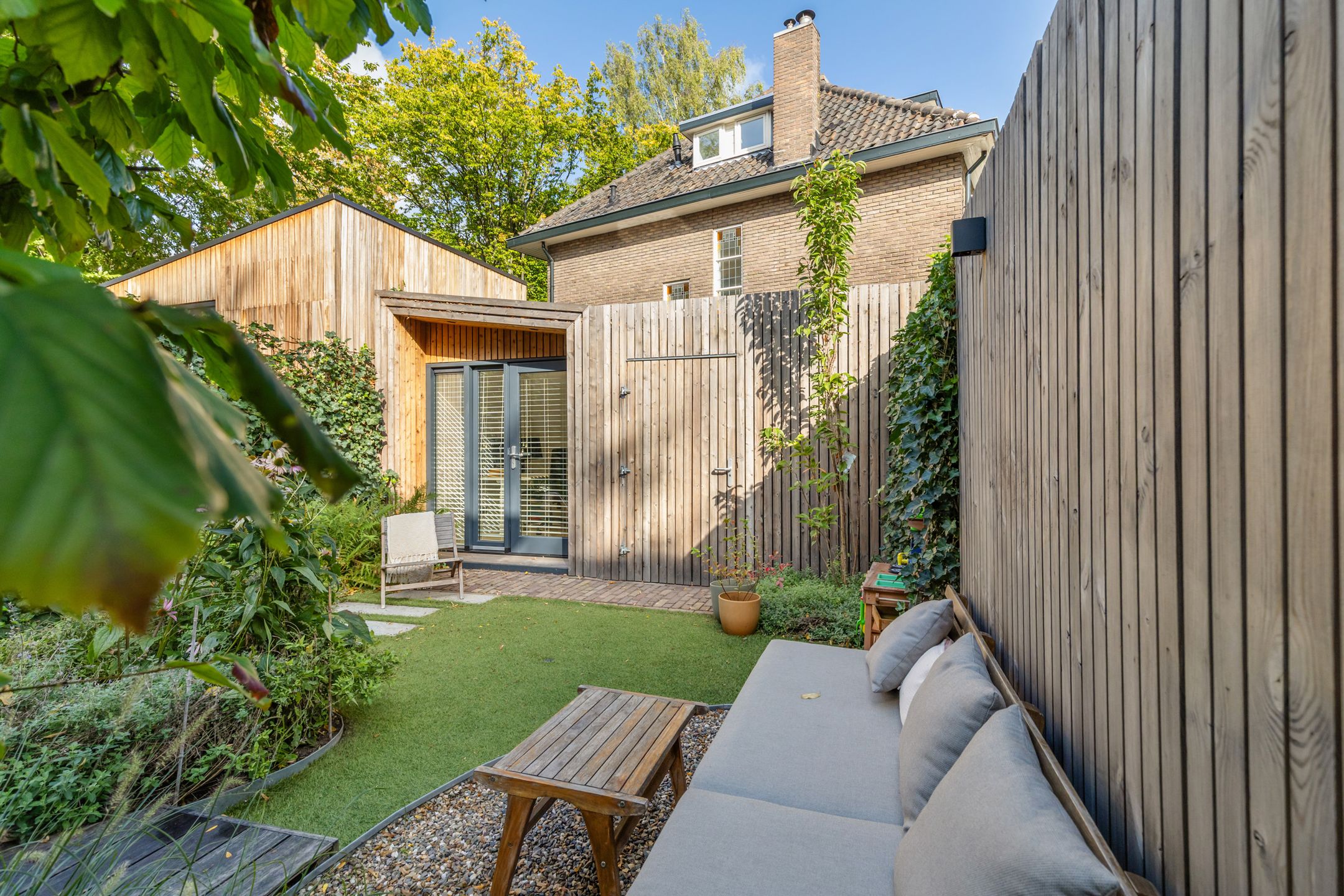 Photo 60 of van Duijvenvoordestraat 21