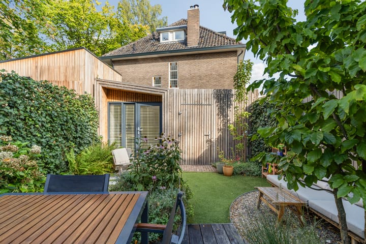 Foto 61 van van Duijvenvoordestraat 21