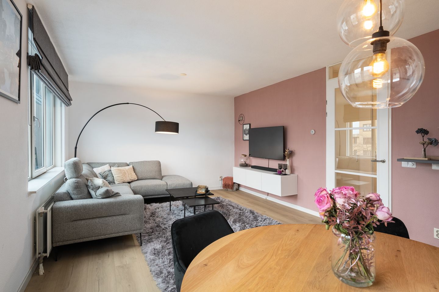 Foto 10 van Avenue Carré 198