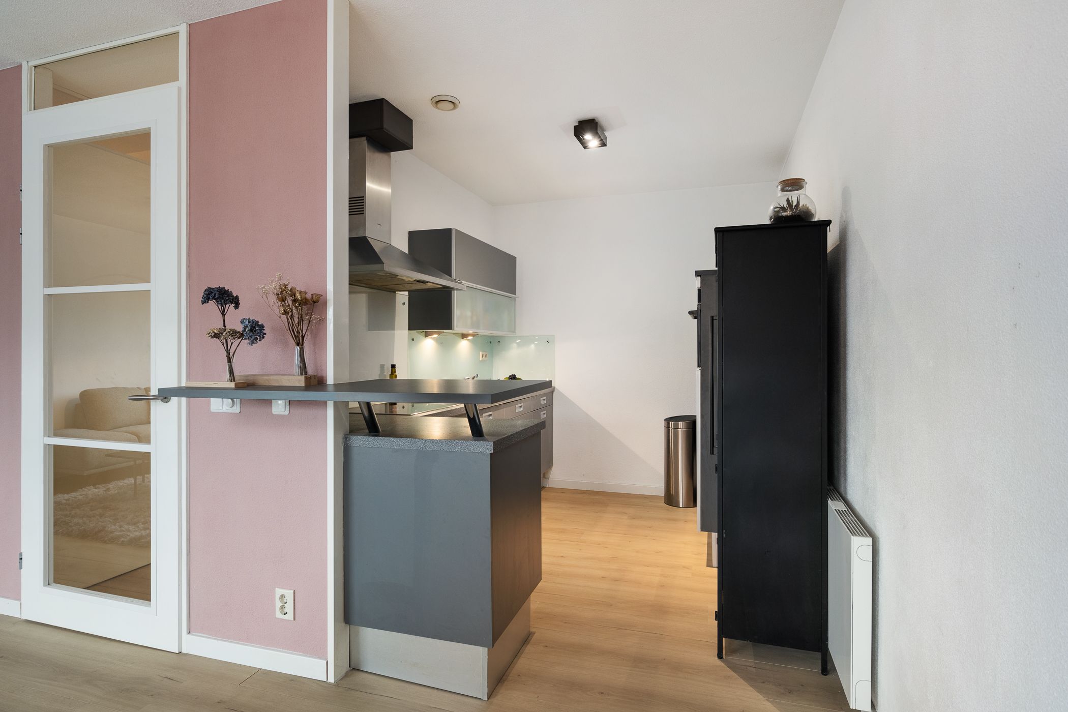 Foto 12 van Avenue Carré 198