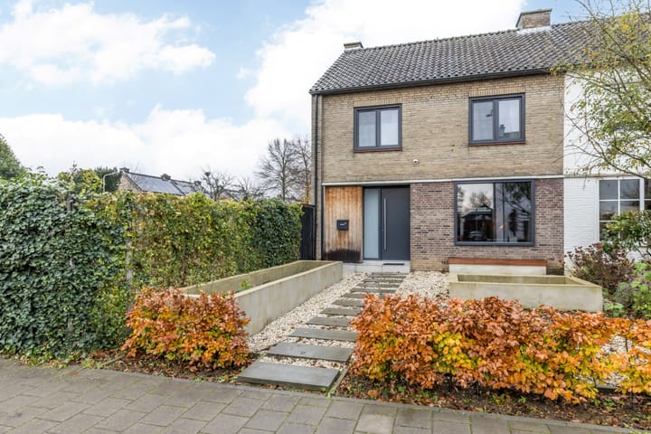 Photo 2 of Geleenstraat 23