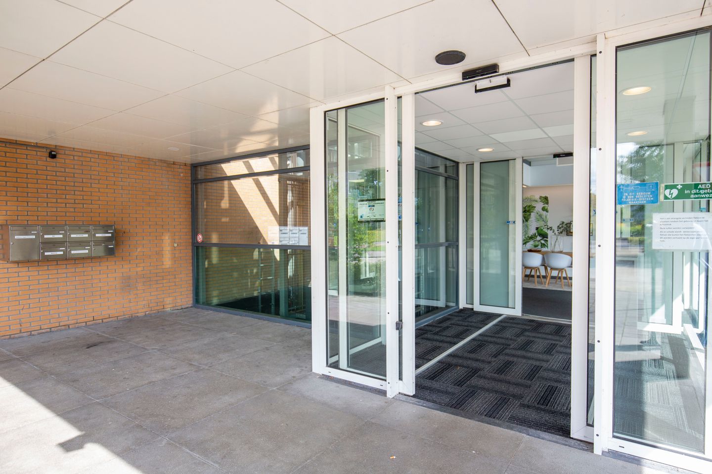 View photo 3 of Rooseveltweg 15