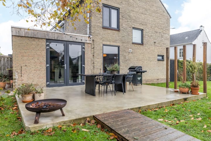 Photo 33 of Geleenstraat 23