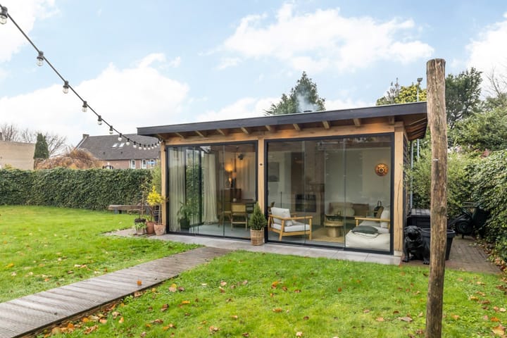 Photo 41 of Geleenstraat 23