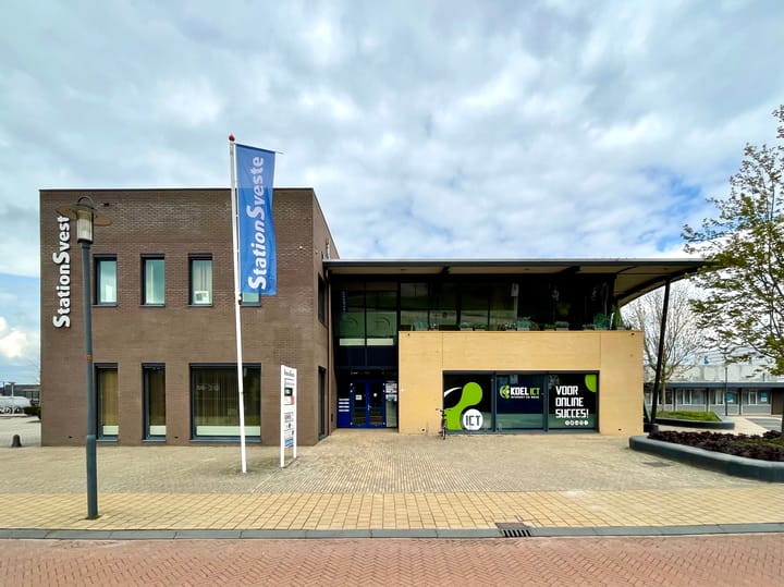 Stationsplein 8