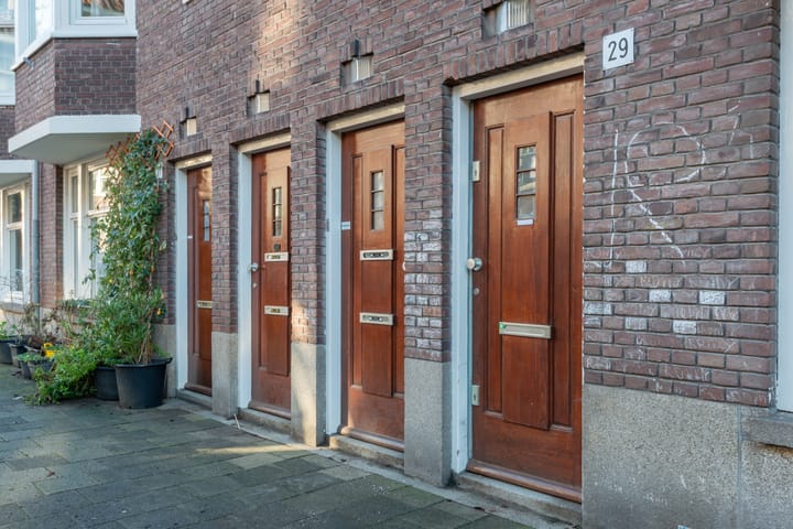 Foto 28 van Leiduinstraat 29-1