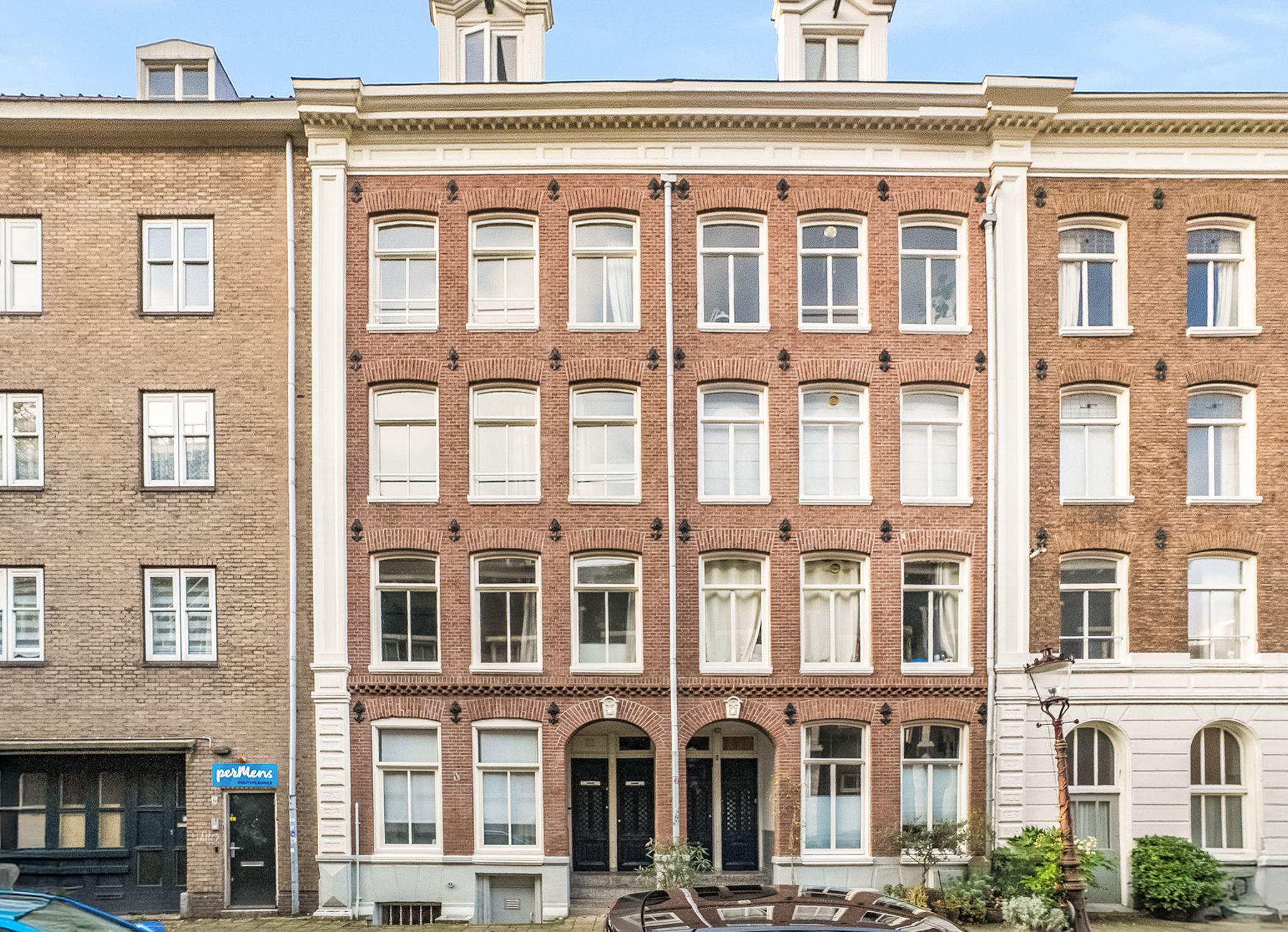 Photo 36 of Sint Willibrordusdwarsstraat 2-3