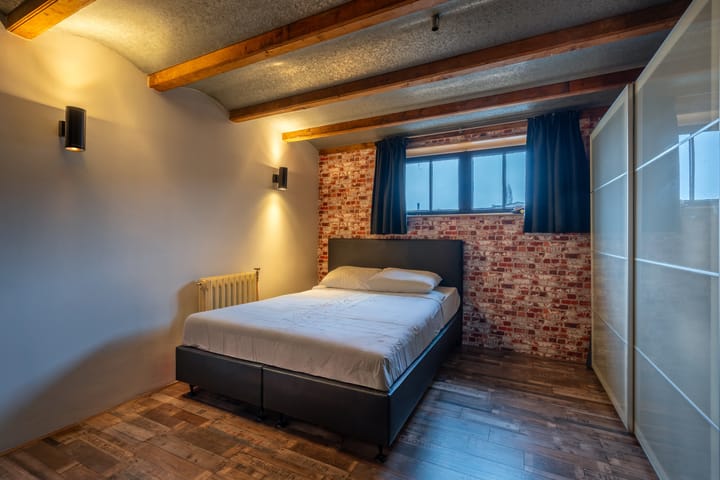 Foto 17 van Poulinkstraat 3