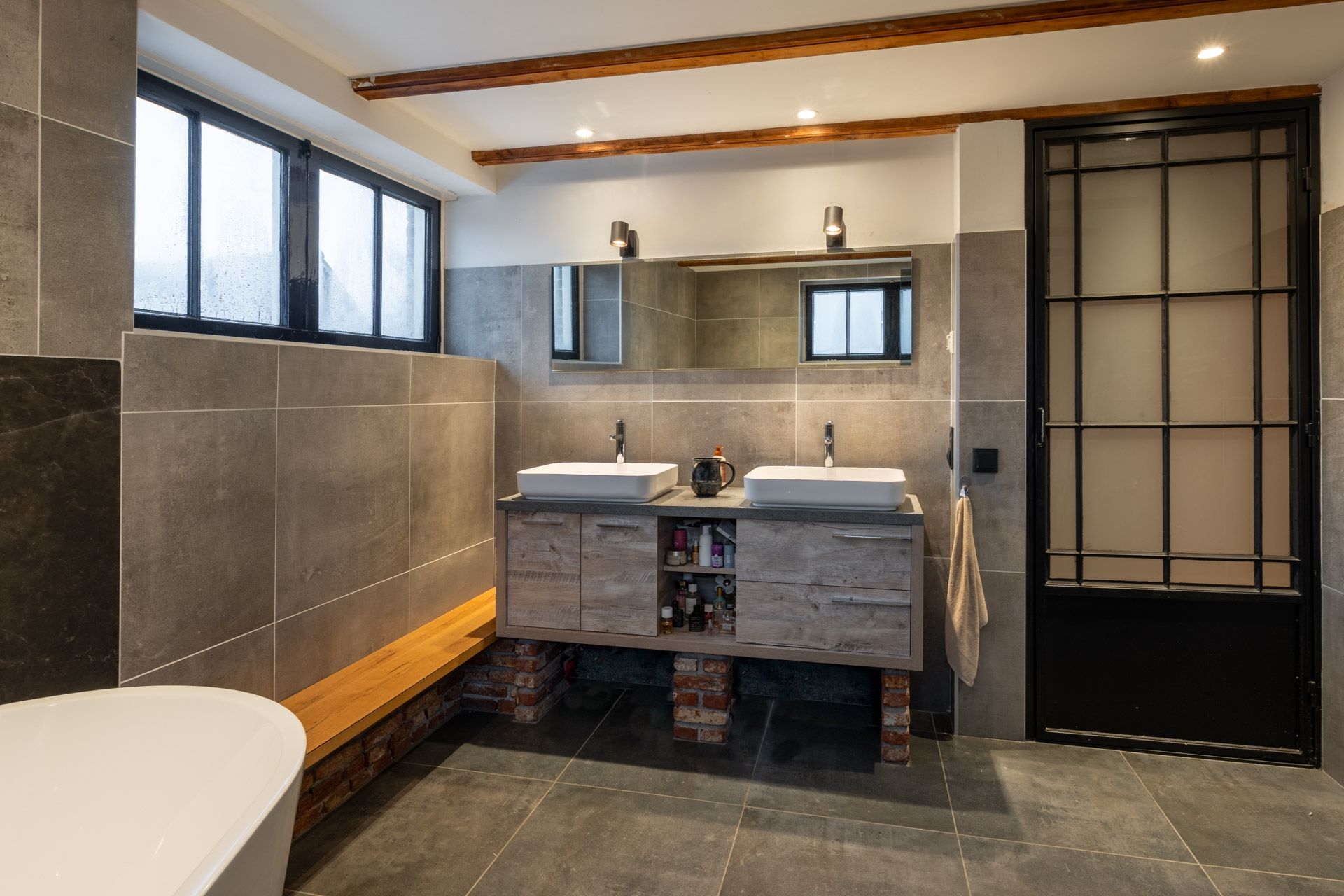 Foto 33 van Poulinkstraat 3