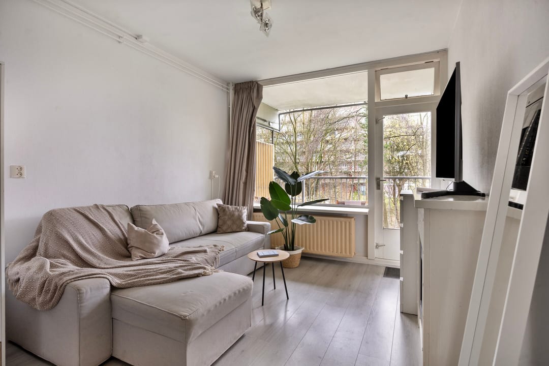 Foto 1 van Westervenne 308-A