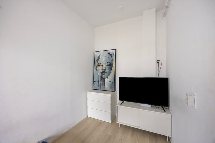 Foto 13 van Westervenne 308-A