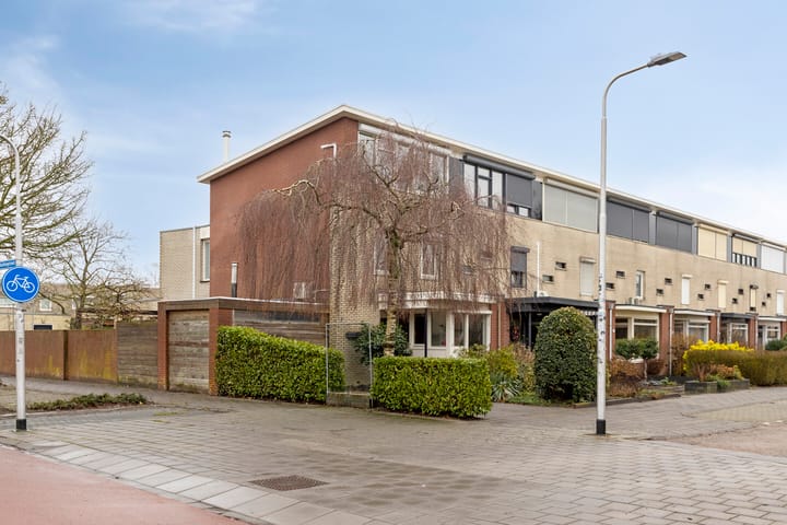 Foto 42 van Ommenstraat 54