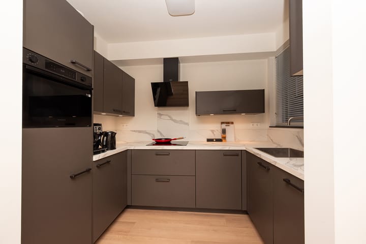 Foto 8 van Romolenstraat 8-ZW