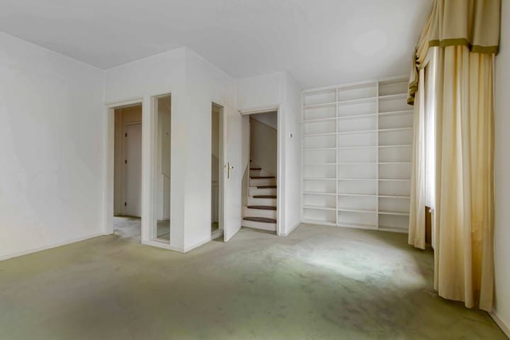 Foto 11 van Louis van der Maesenstraat 3