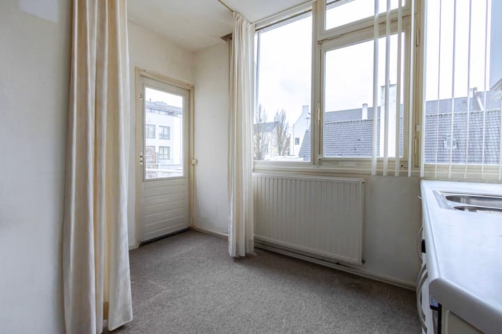 Foto 13 van Louis van der Maesenstraat 3