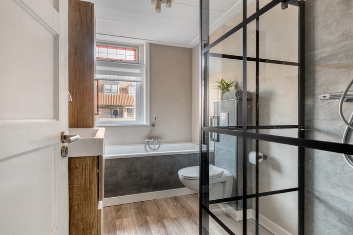 Foto 27 van Jan Steenstraat 5