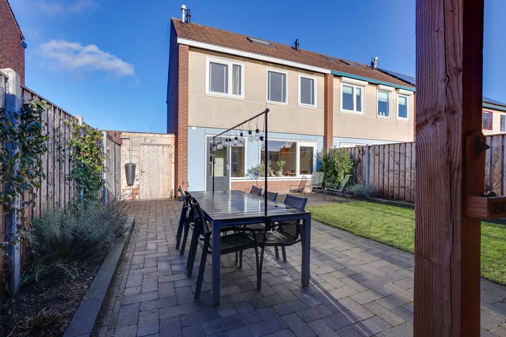 Foto 16 van P.Buismanstraat 27