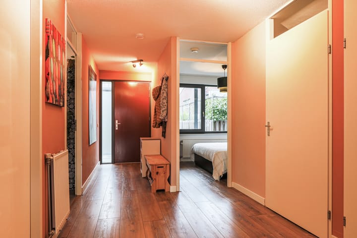 Photo 29 of Zeeuwsestraat 6