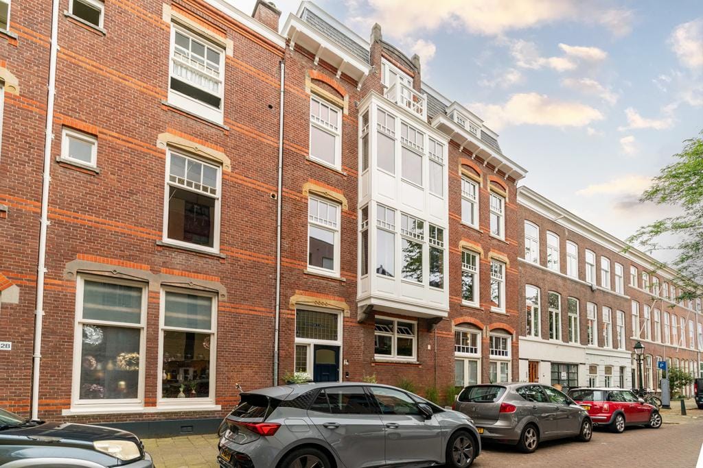 Photo 1 of Jacob van der Doesstraat 2-C