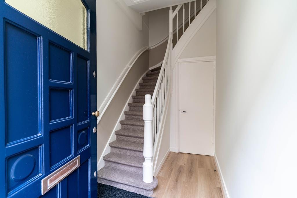 Photo 5 of Jacob van der Doesstraat 2-C