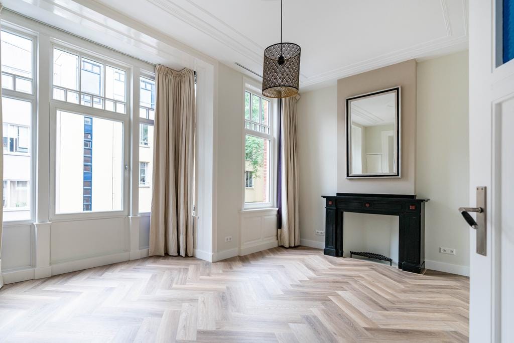 Photo 8 of Jacob van der Doesstraat 2-C