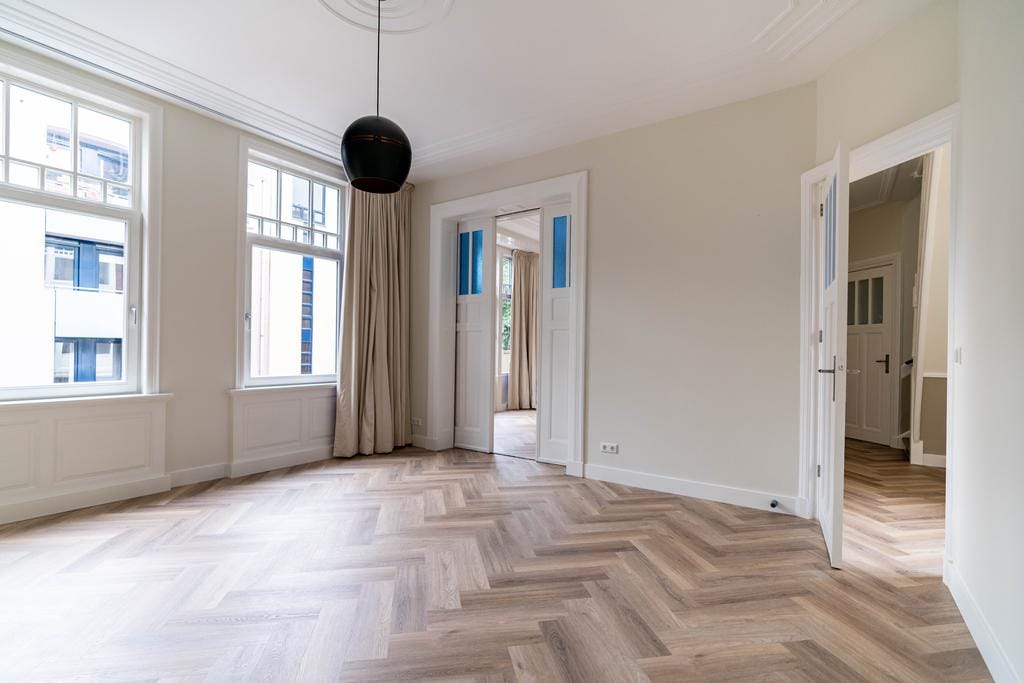 Photo 12 of Jacob van der Doesstraat 2-C