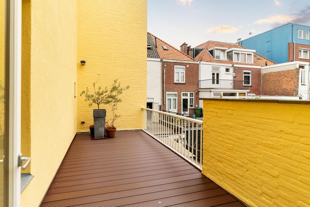 Photo 20 of Jacob van der Doesstraat 2-C