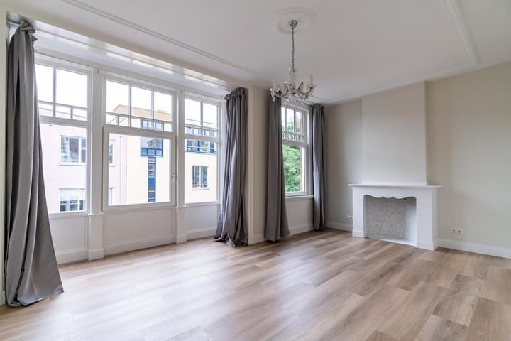 Foto 25 van Jacob van der Doesstraat 2-C