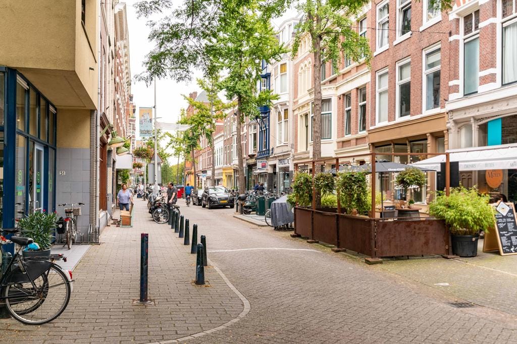 Photo 43 of Jacob van der Doesstraat 2-C