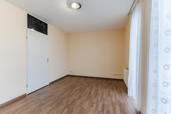 Foto 9 van Noord-Besterdstraat 2-03