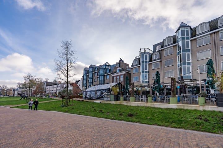 Photo 41 of Waalkade 35