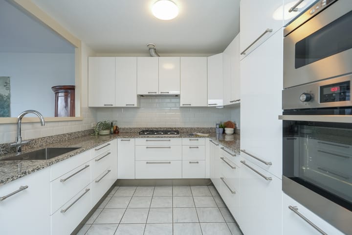 Photo 20 of Waalkade 35