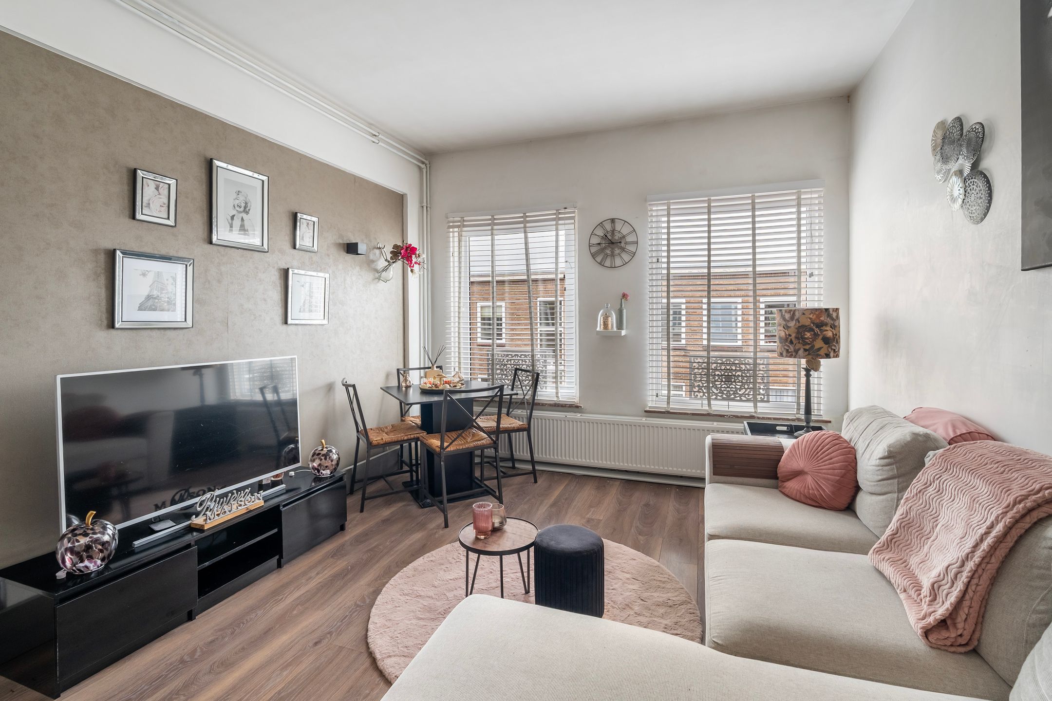 Photo 3 of Wognumstraat 22