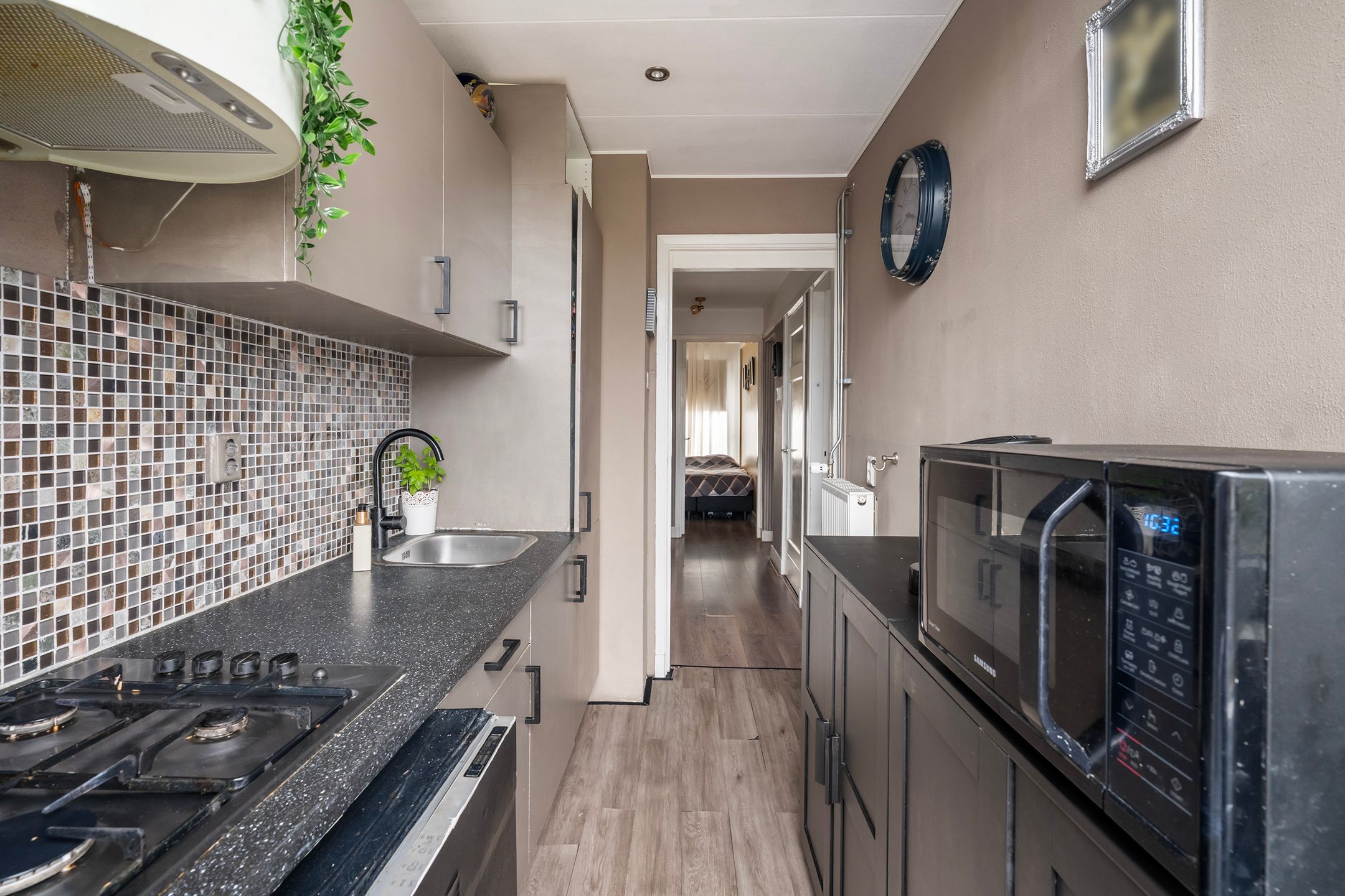 Photo 6 of Wognumstraat 22