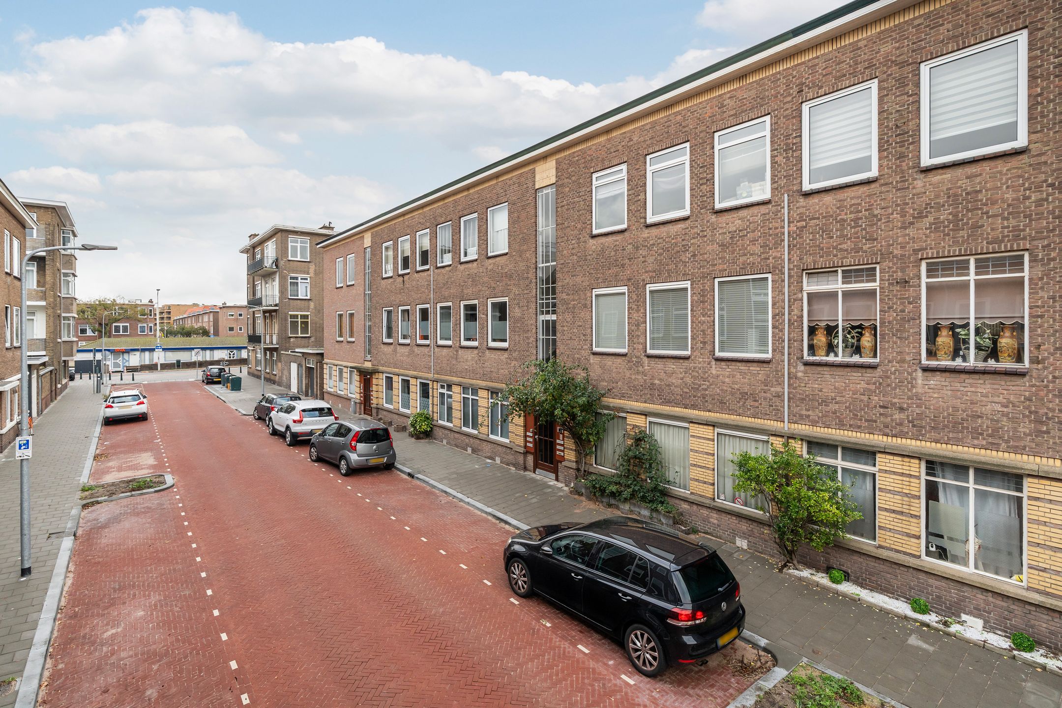 Photo 21 of Wognumstraat 22