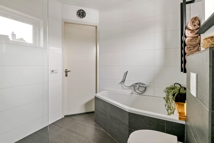 Photo 22 of Reigerstraat 40