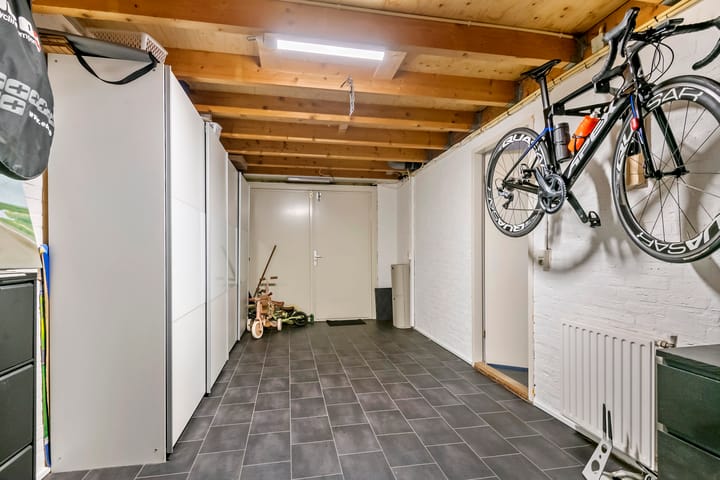 Photo 30 of Reigerstraat 40