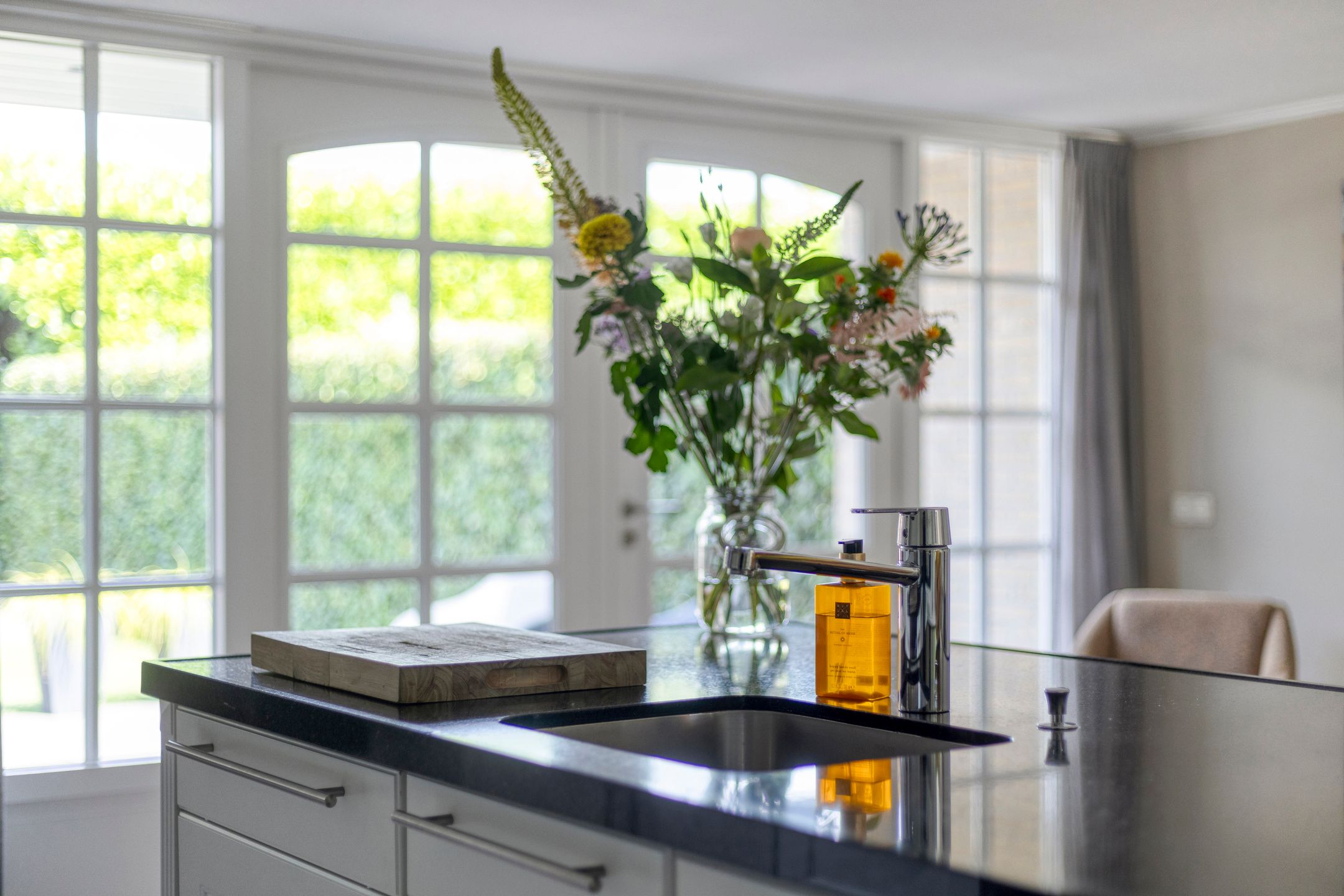 Foto 18 van Hazelaarweg 1